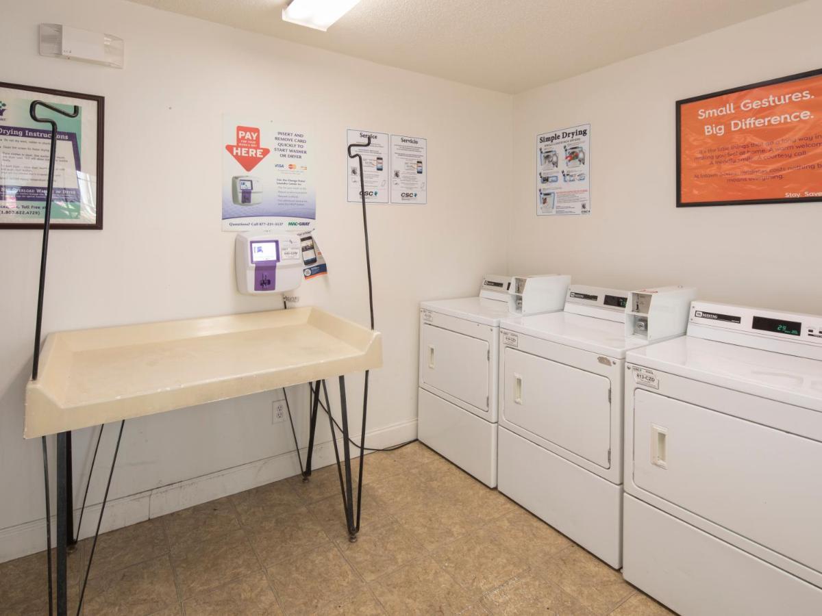 Intown Suites Extended Stay Atlanta Ga - Ksu Кеннесо Екстер'єр фото